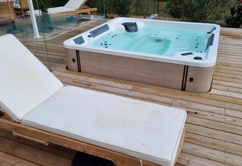 Jacuzzi - 6 personnes