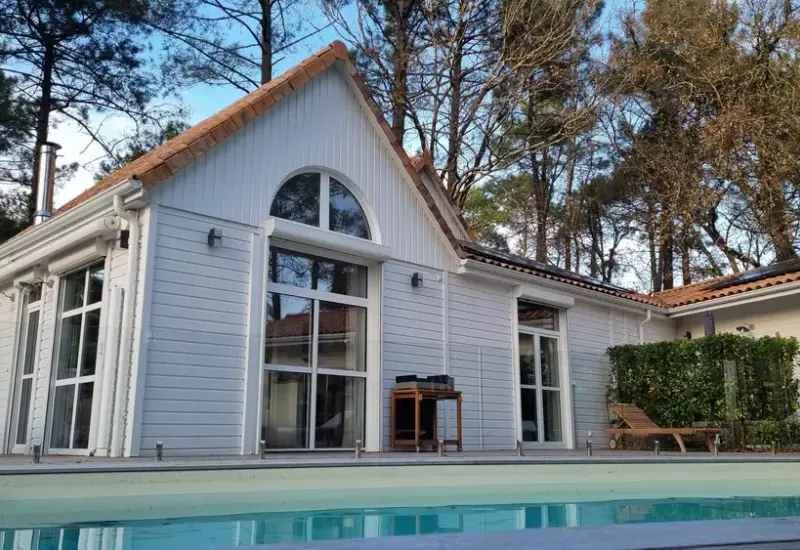 Piscine 8 x 4 m chauffée